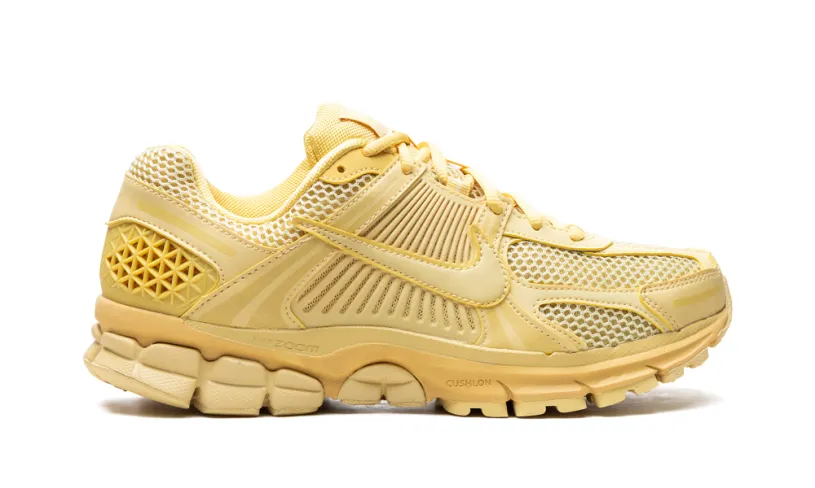 Nike Lifestyle Zoom Vomero 5 'Saturn Gold'